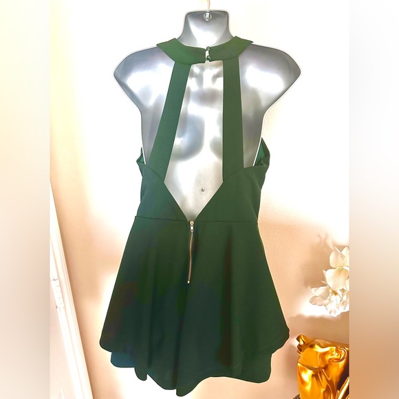 Beautiful Green Romper - Picture 2 of 4